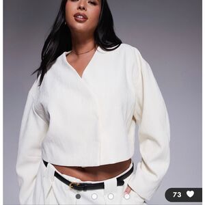 ASOS DESIGN Curve cropped textured blazer in cream 2XL